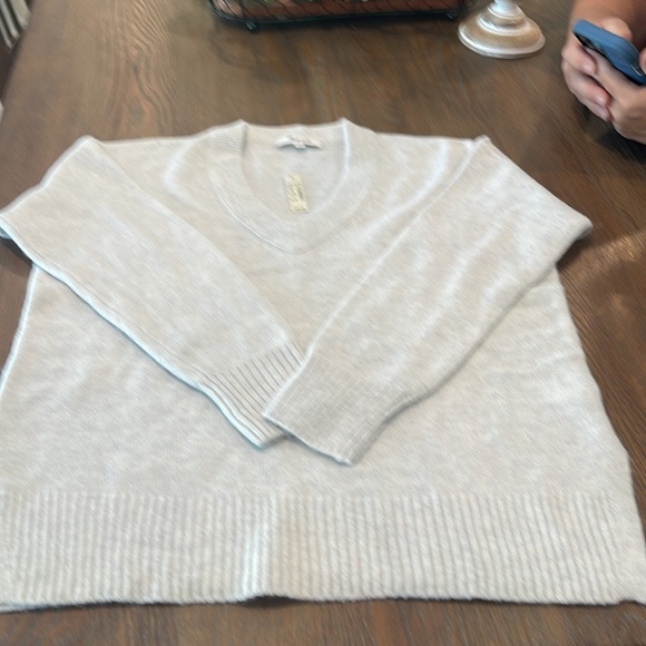 Madewell Donegal Jason Ex-Boyfriend Pullover. Heather Gray. - Picture 7 of 13